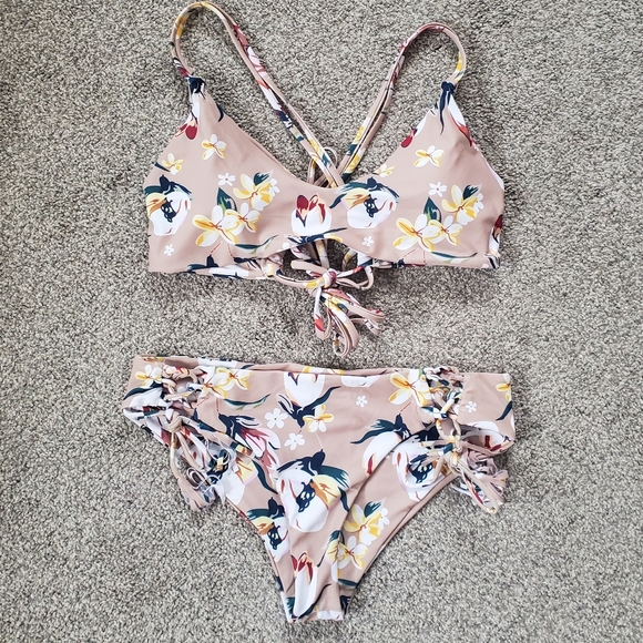 SHEIN Other - EUC Floral Side Tie Cheeky Mid Rise Bikini Set